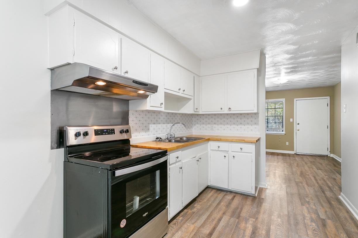 Windsor Flats - Photo 7 of 10