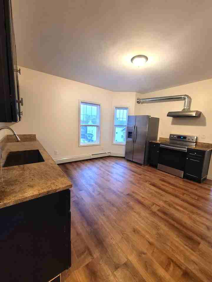 119 Rodney Street #2 - Photo 3 of 7