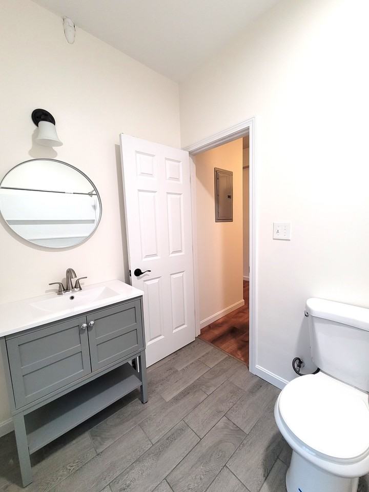 119 Rodney Street #2 - Photo 5 of 7