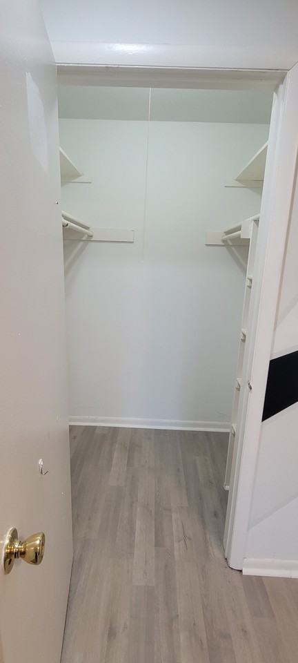 1811 Ravens Crest Dr #1811 - Photo 6 of 13