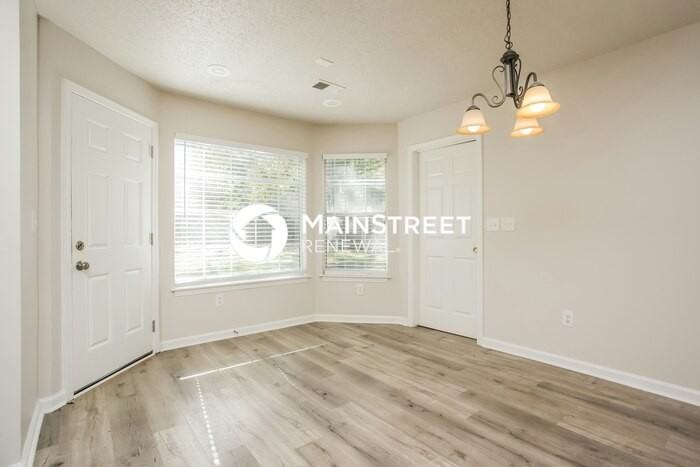 6181 Liberty Estates Dr - Photo 5 of 19