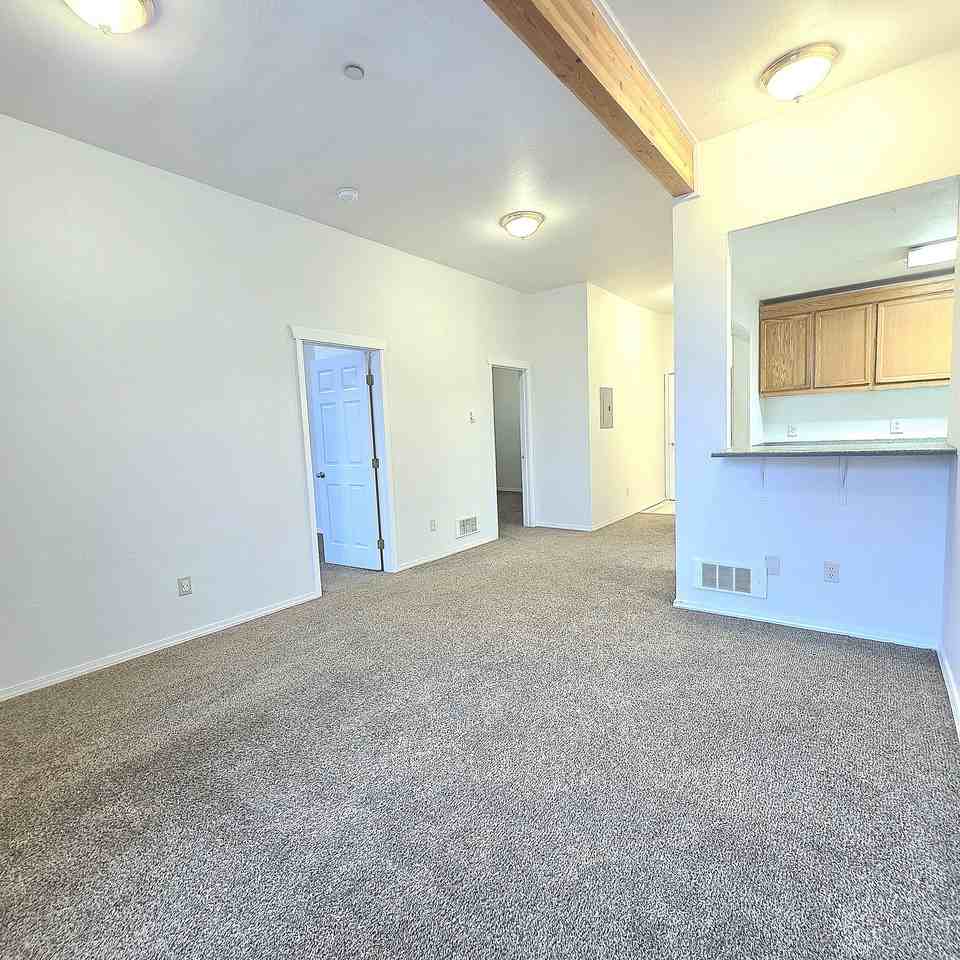 228 W Riverside Ave #302 - Photo 4 of 15