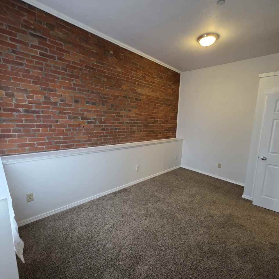 228 W Riverside Ave #302 - Photo 6 of 15