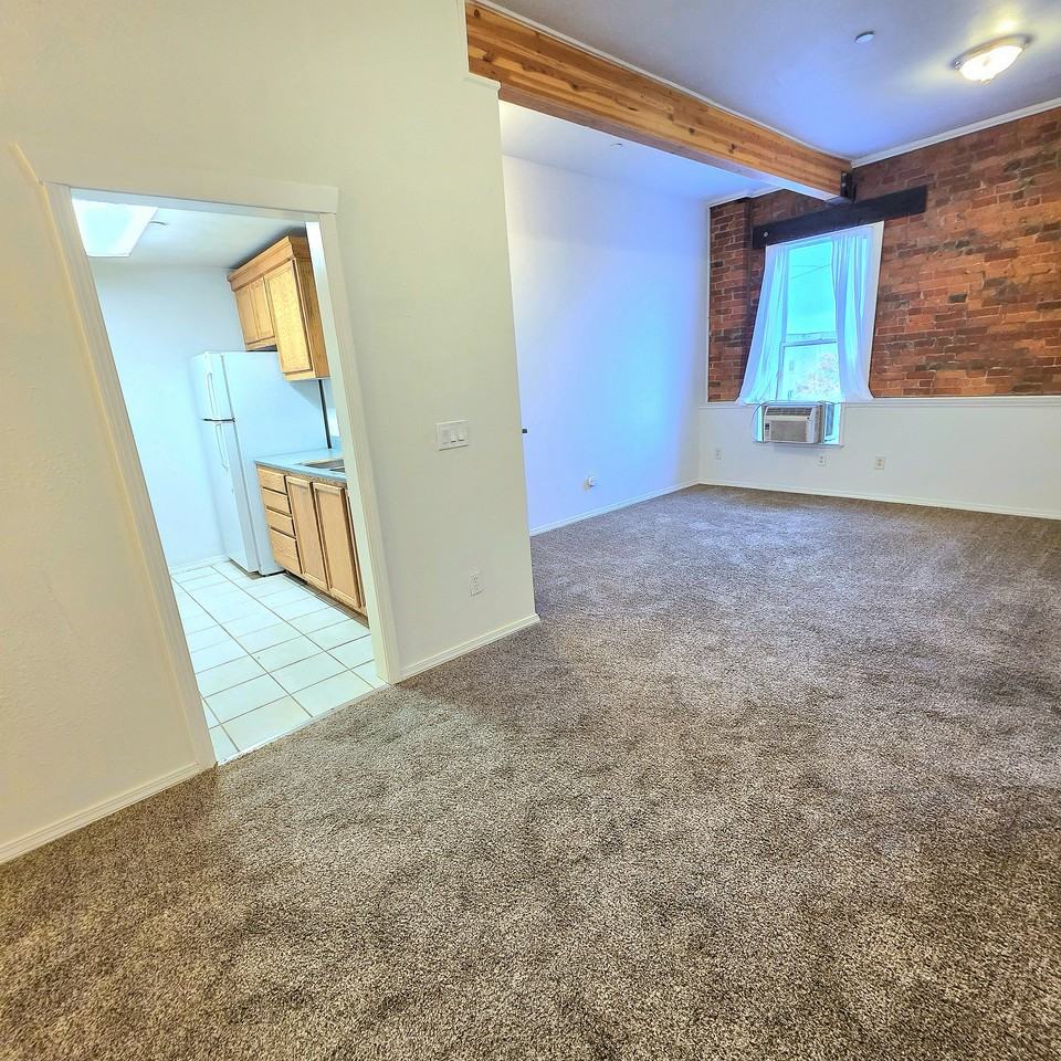 228 W Riverside Ave #302 - Photo 7 of 15