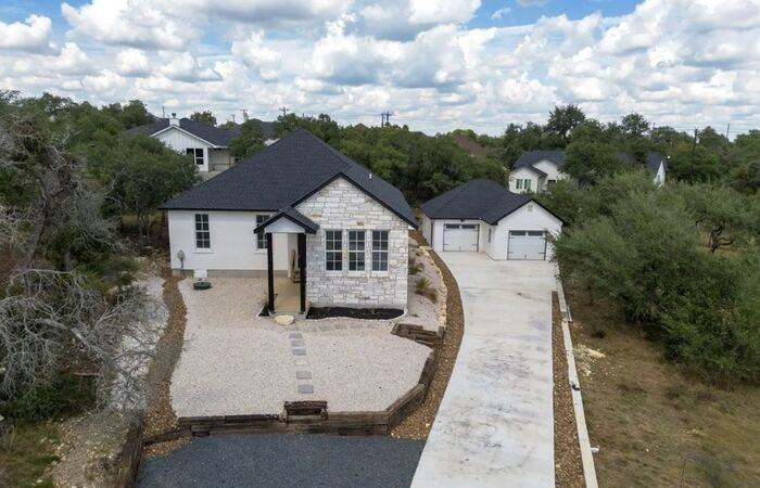 102 David Renfro - Photo 3 of 23