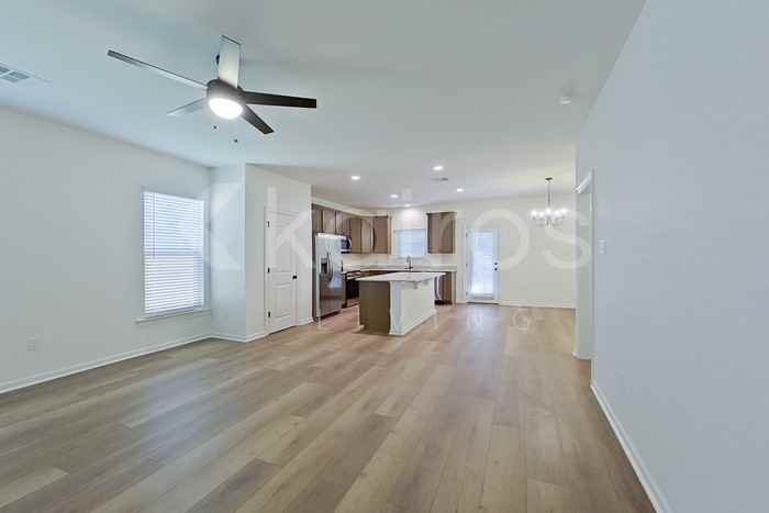 108 Hendrix Rd - Photo 4 of 22