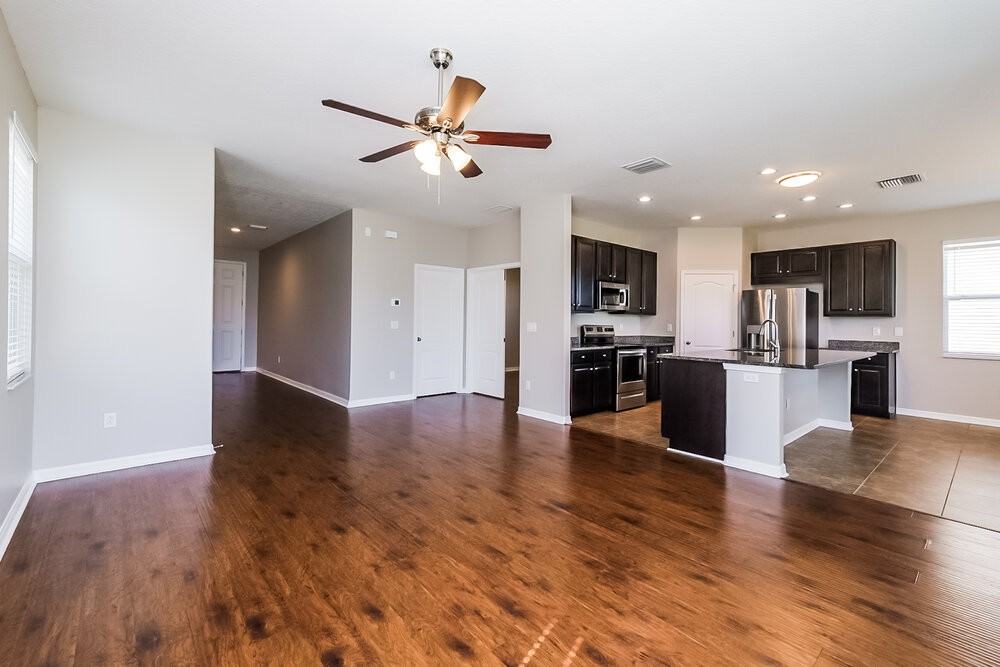 6135 Trent Creek Dr - Photo 4 of 17