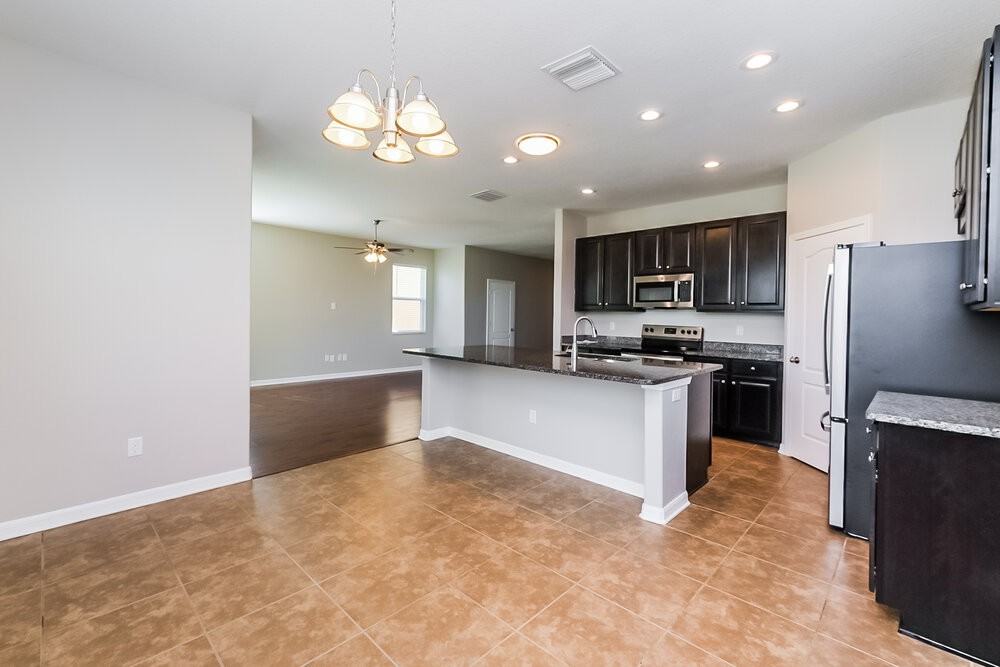 6135 Trent Creek Dr - Photo 6 of 17