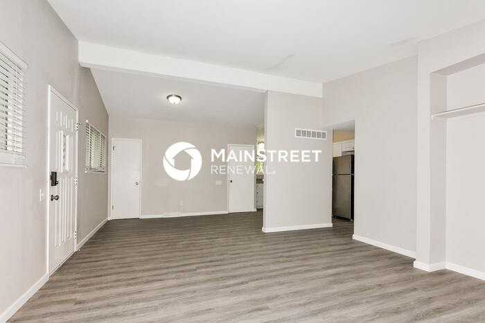 1545 Swan Dr - Photo 5 of 17