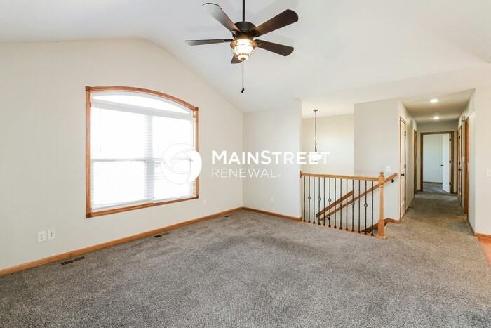 503 Lake Meadows Dr - Photo 4 of 19