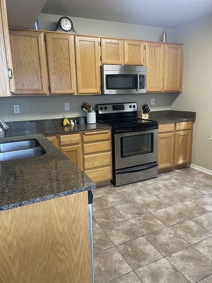 1196 E 6600 S #502-1 - Photo 5 of 35