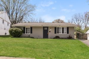 featured image of 3962 Woodsong Dr