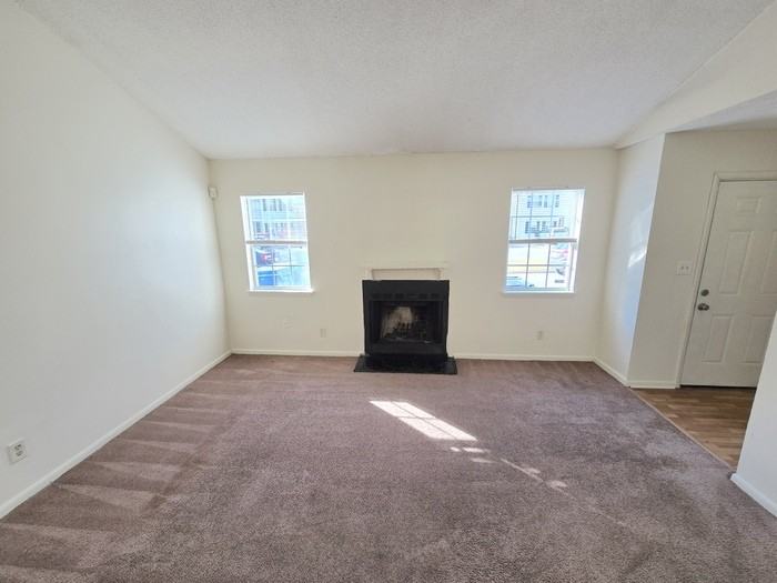 174 S Kentucky Ave - Photo 3 of 18