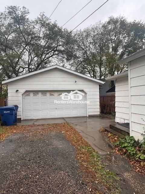 225 15th Avenue North - Photo 2 of 23