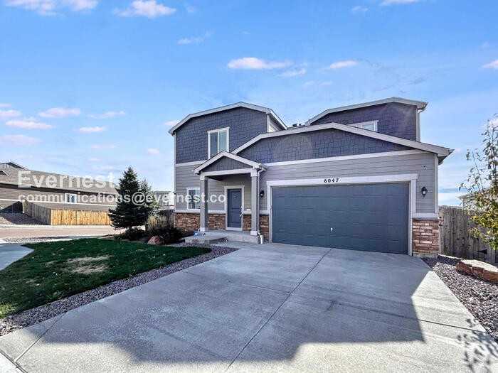 6047 Mumford Dr - Photo 2 of 23