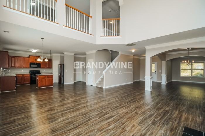 7697 Battle Way - Photo 5 of 25