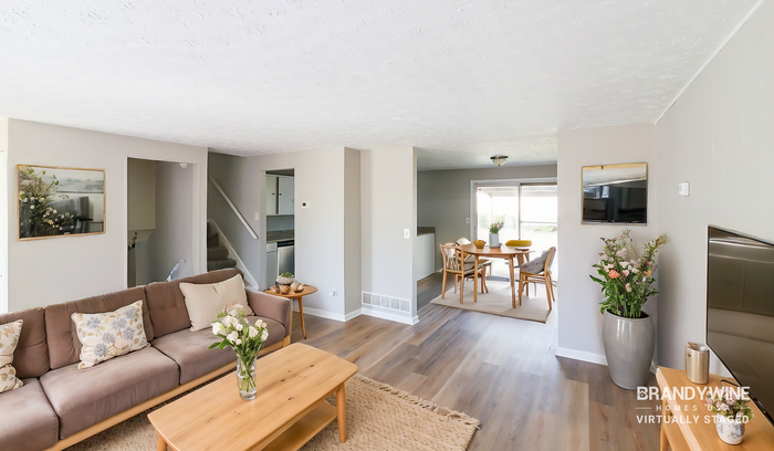 3225 Valley Bend Rd - Photo 2 of 17