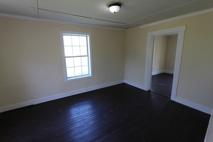 1122 Haynes Street - Photo 7 of 11