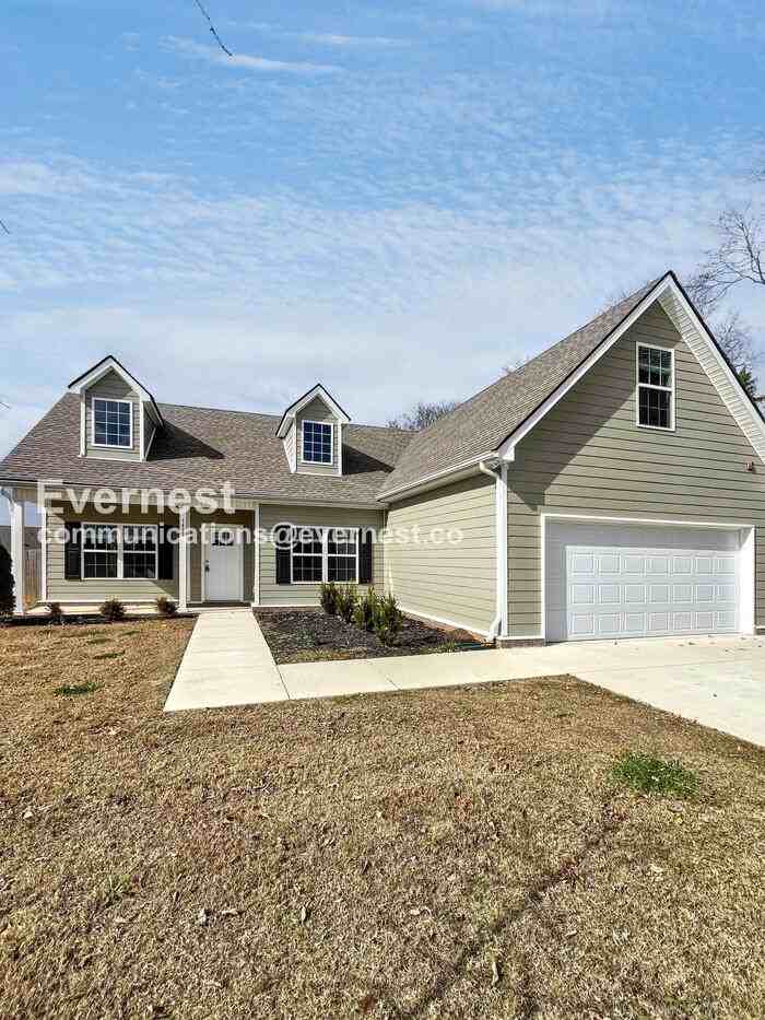 1413 Pipeline Ave - Photo 2 of 25