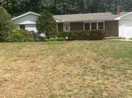 featured image of 1643 Stanbridge Ave