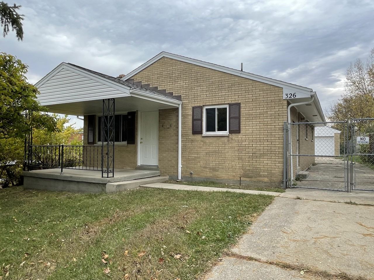 326 Blackwood Ave #NA - Photo 2 of 17