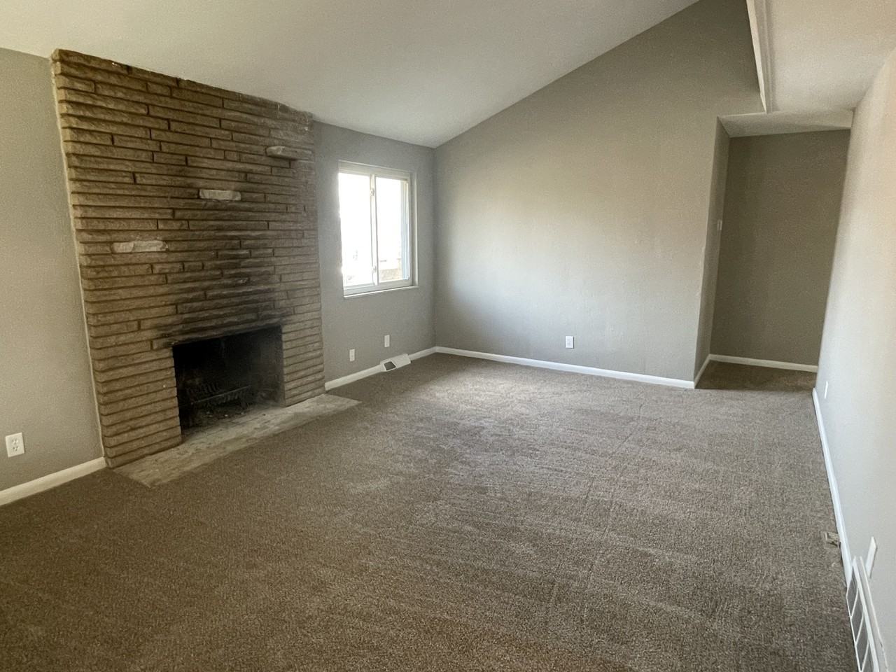 326 Blackwood Ave #NA - Photo 3 of 17