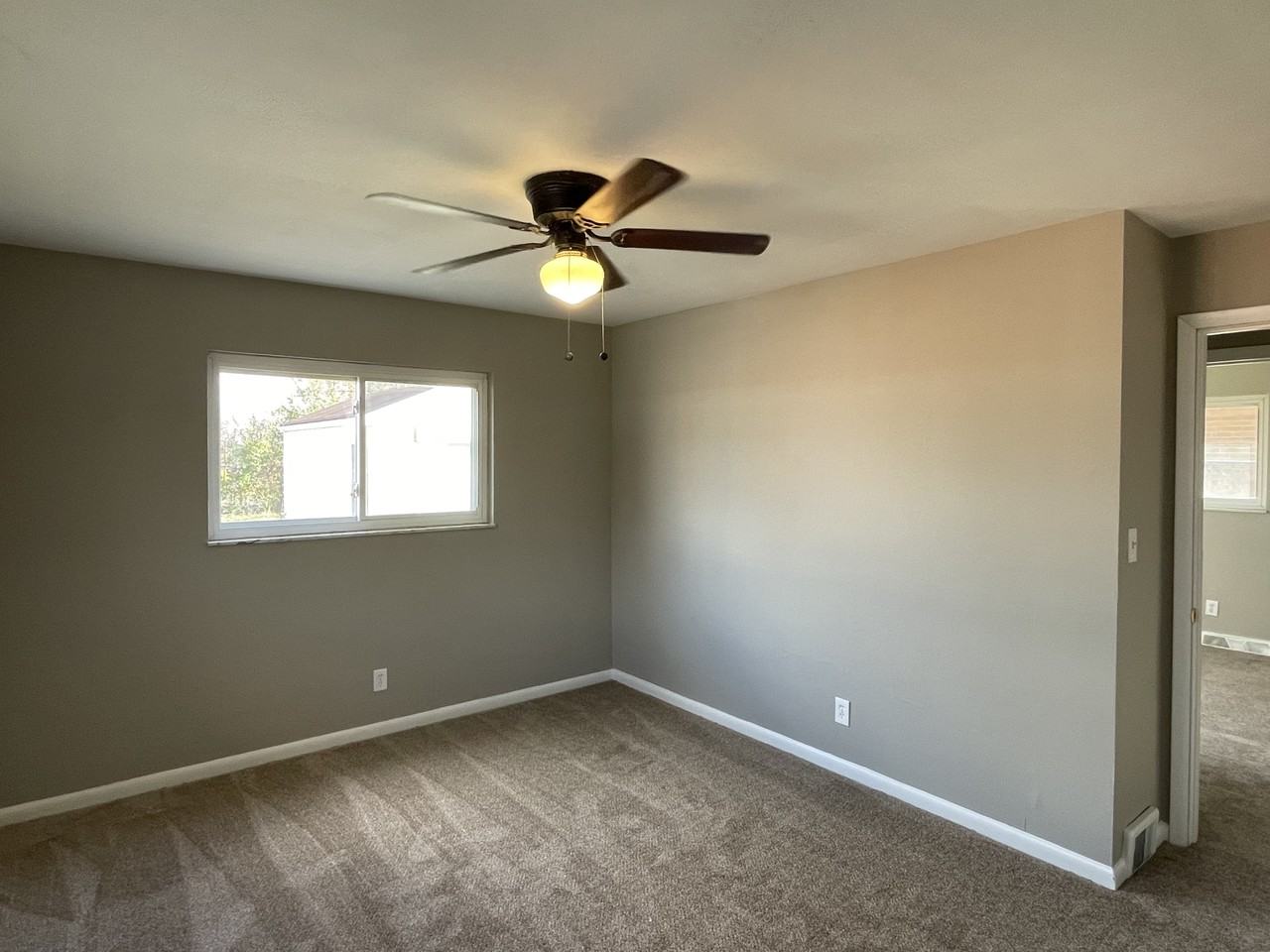 326 Blackwood Ave #NA - Photo 7 of 17