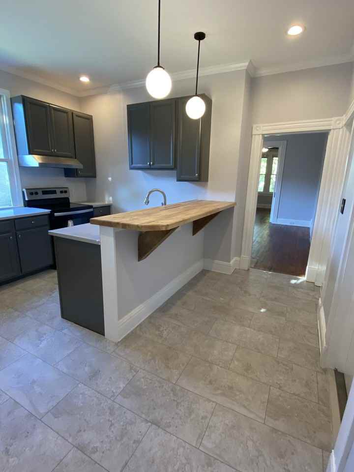 618 West 26th Street #1 - Photo 4 of 27