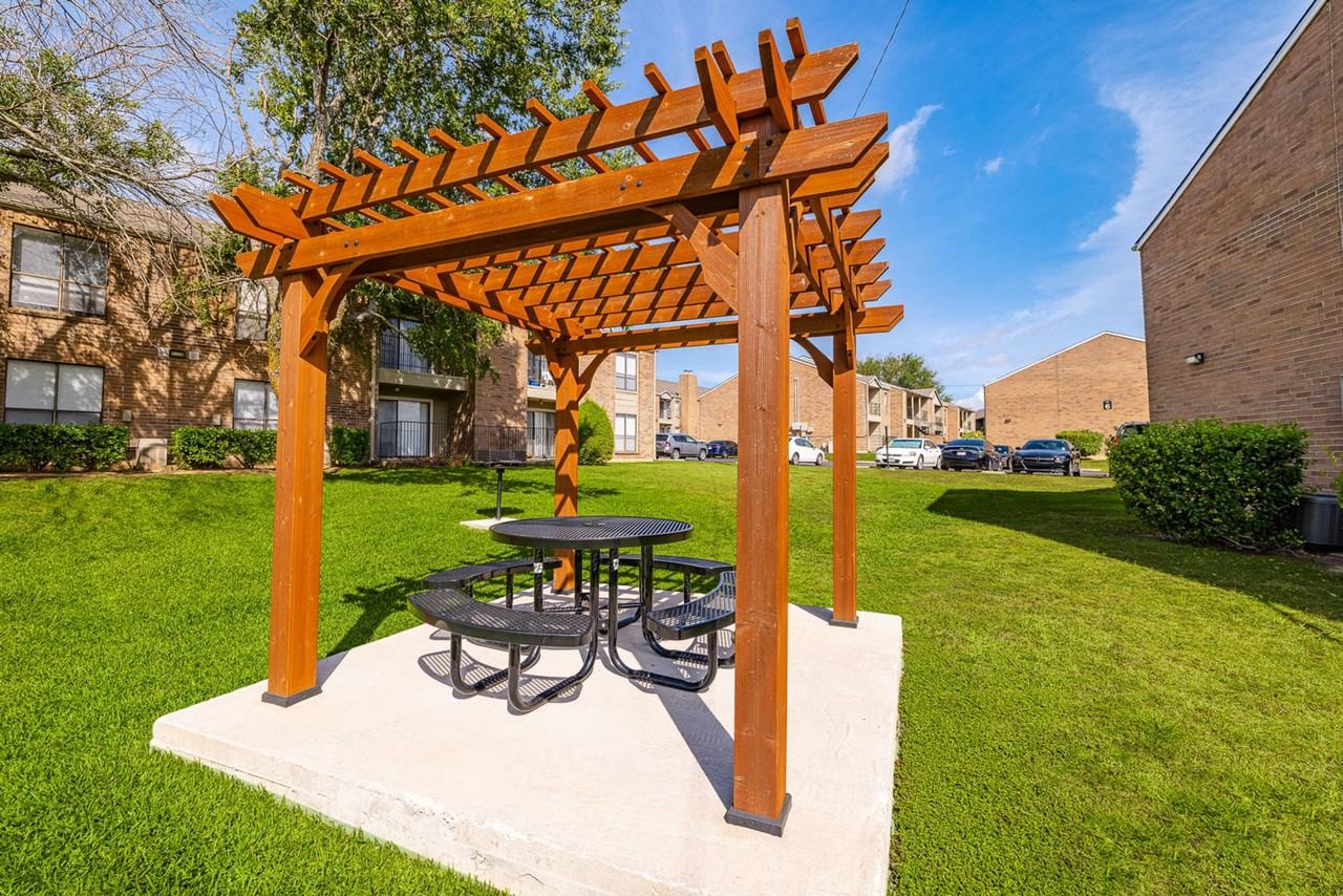 The Heights at 701 - Photo 7 of 29