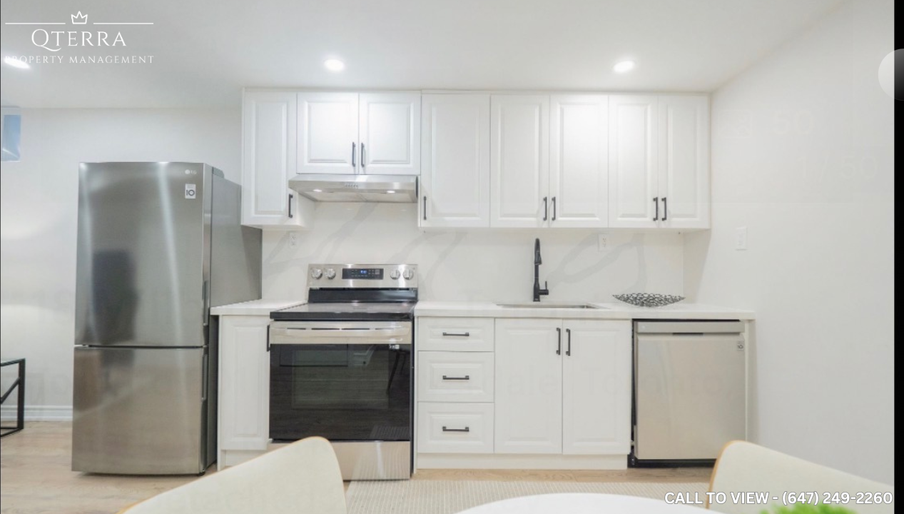 2-18 Millbrook Crescent, Toronto, Ontario M4K 1H3 - Photo 2 of 13