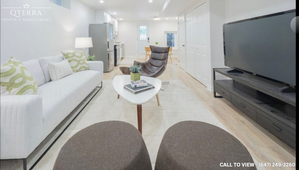 2-18 Millbrook Crescent, Toronto, Ontario M4K 1H3 - Photo 3 of 13