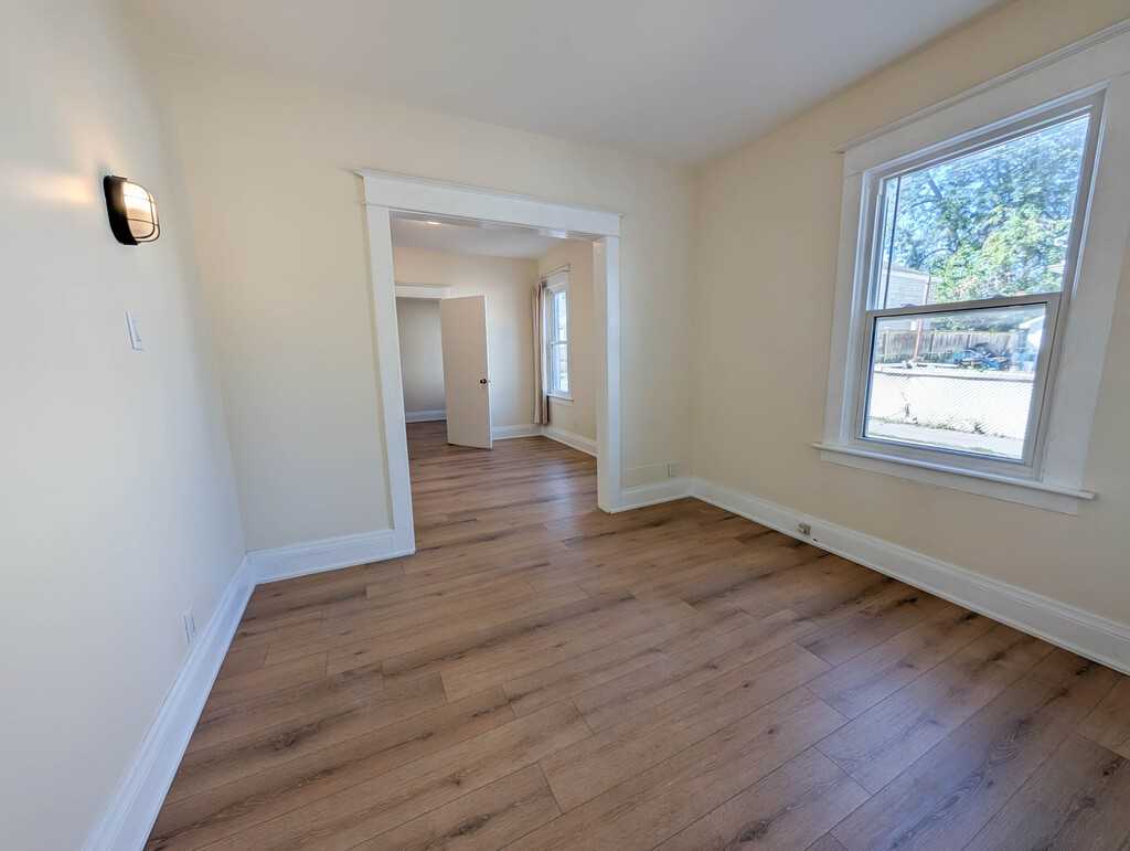 67 Seventh Street - Photo 2 of 40