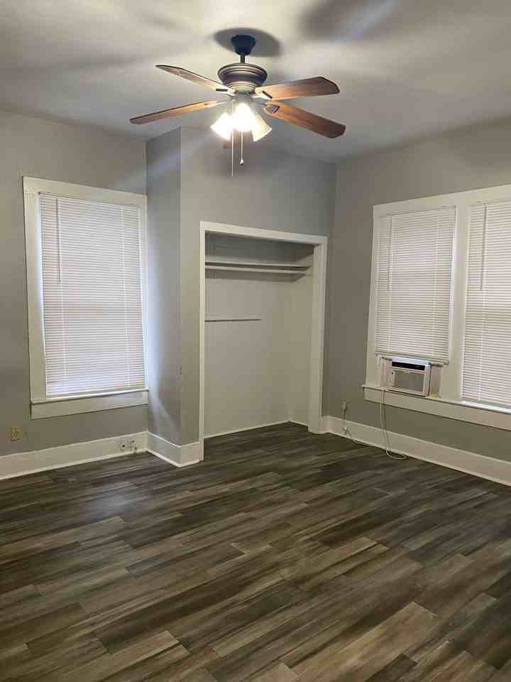 527 CEDAR ST - Photo 2 of 16