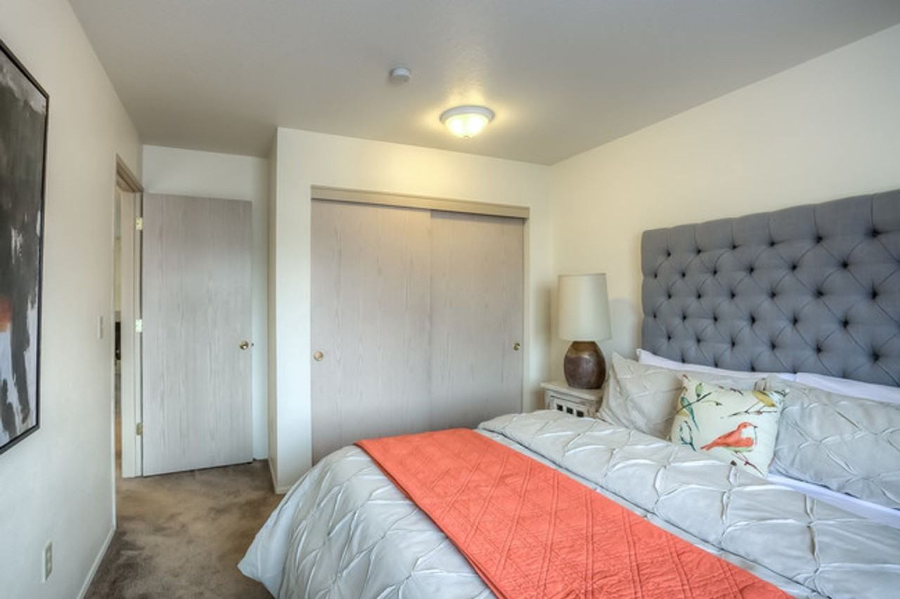 Gresham Park Apartments - Photo 5 of 32