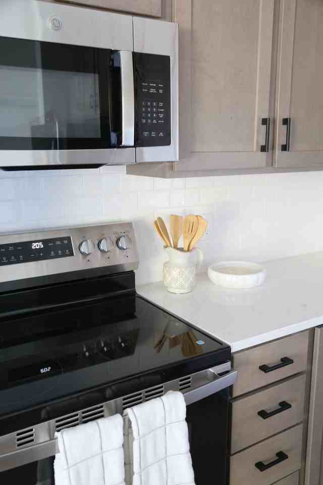 Boatworks Flats - Photo 2 of 16