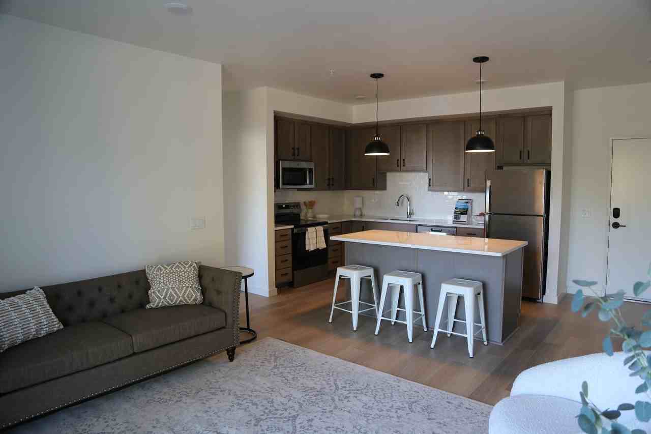 Boatworks Flats - Photo 4 of 16