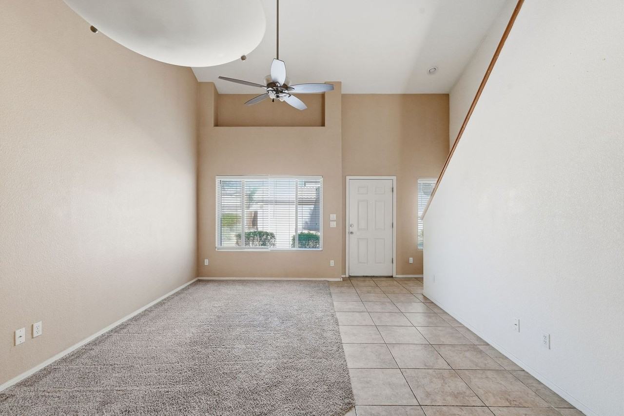 8029 Mary Jane Lane - Photo 3 of 38