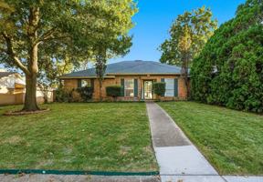 featured image of 1412 Woodcreek Dr