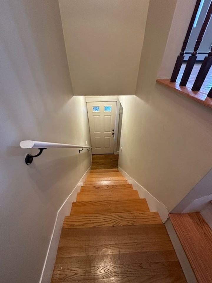 309 Newton St - Photo 4 of 18