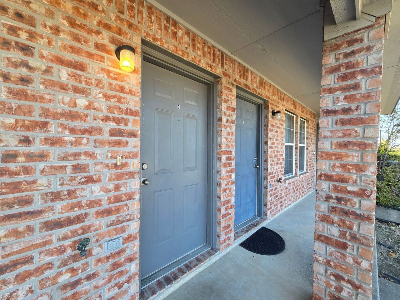 3800 Malibu Lane #B - Photo 2 of 21