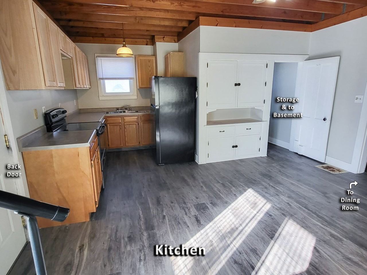1511 Kossuth St - Photo 6 of 35