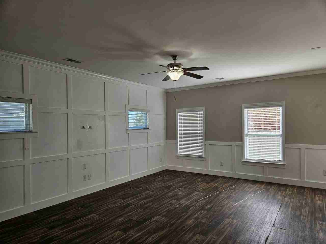 409 Hosea Ct - Photo 2 of 18