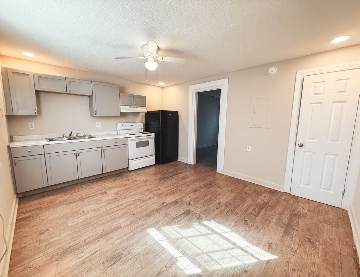 The Clements Horseshoe! - Photo 3 of 13