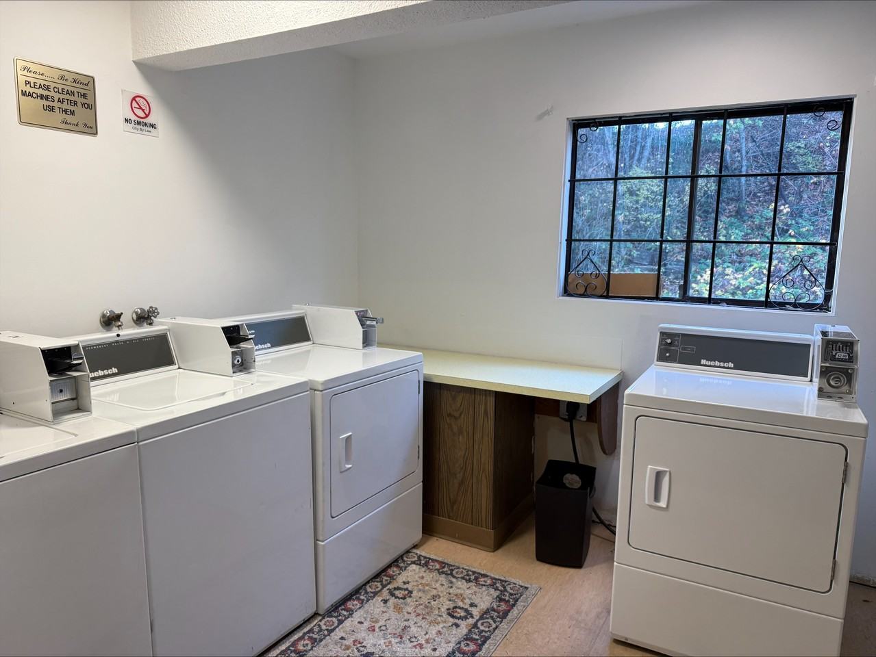 1529 C3 1529 Boundary Crescent #C3 - Photo 3 of 5