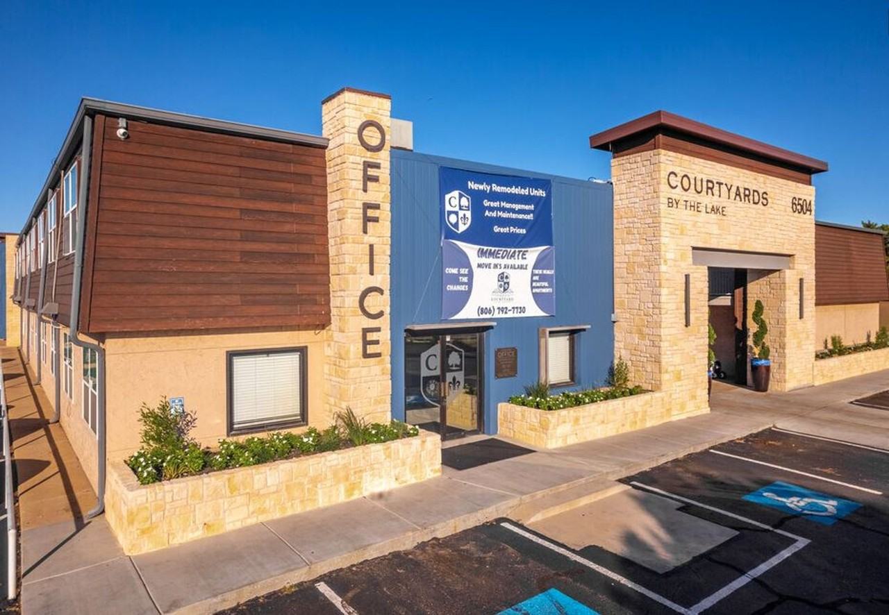 Courtyard Villas - Photo 2 of 10