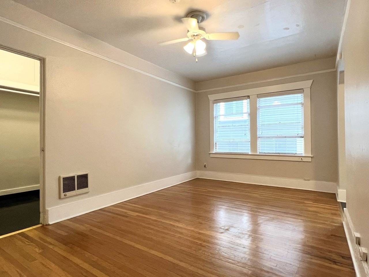 634 - Whitestone - Photo 2 of 24