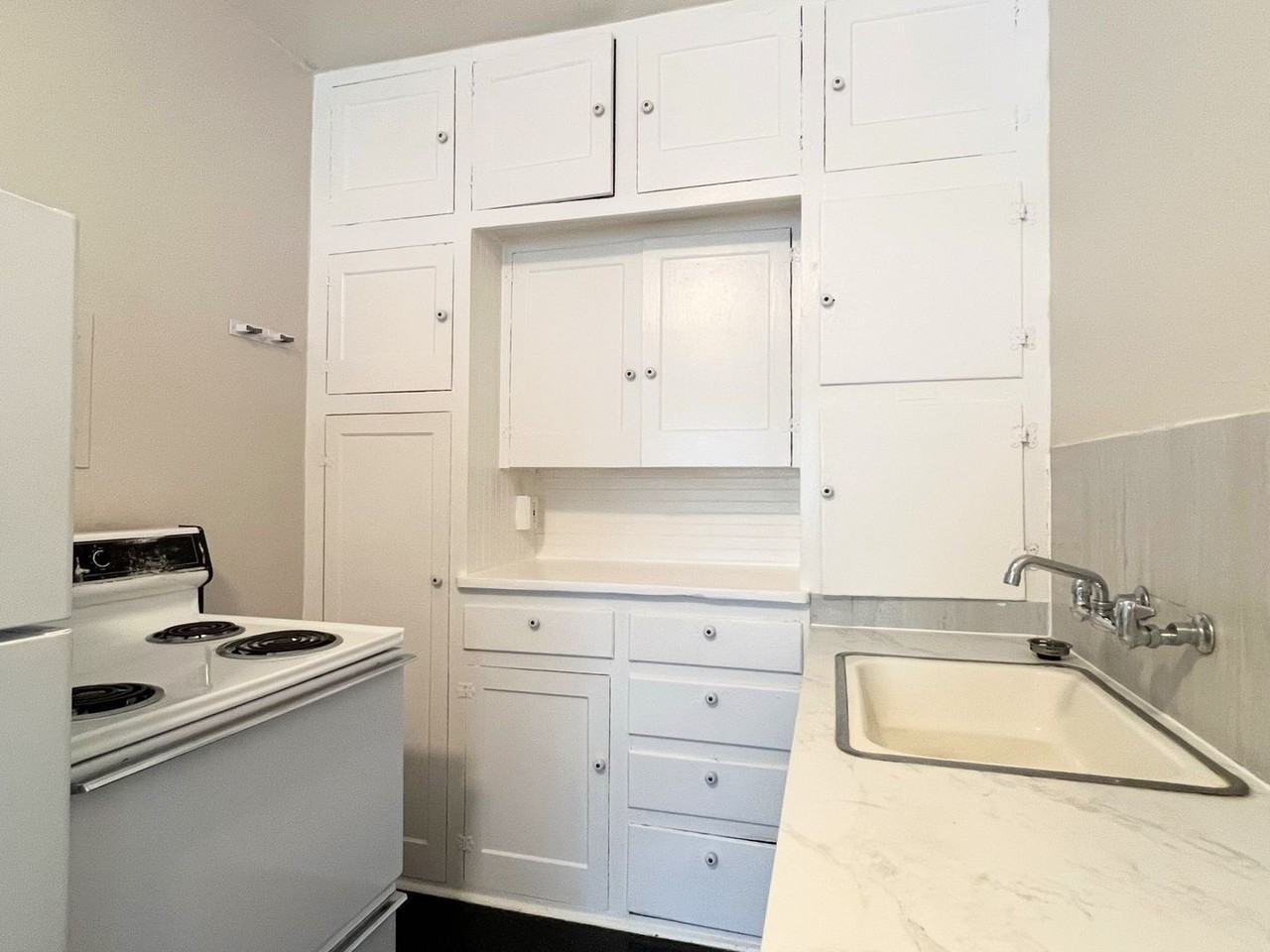 634 - Whitestone - Photo 4 of 24