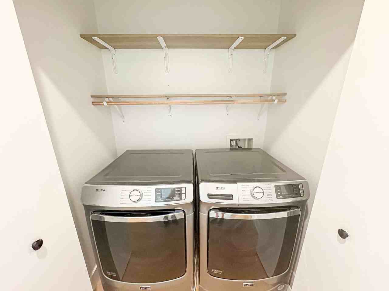 Luxury Townhome with Private Yard & Mountain Views - Photo 7 of 44