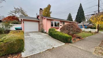 featured image of 2642 Se 77th Ave