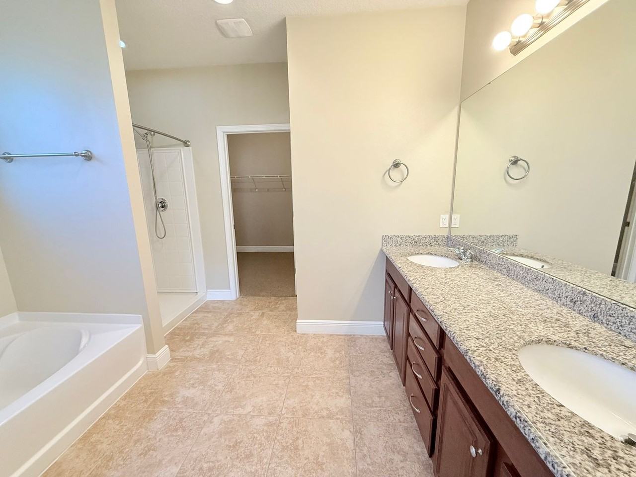 5355 Dalton Cir - Photo 7 of 18